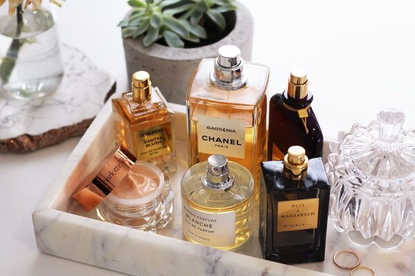 Mua nước hoa ở các địa chỉ uy tín