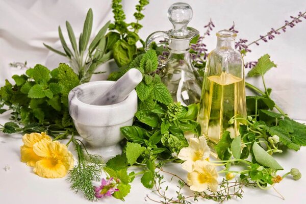 Cách làm nước hoa từ thảo mộc thiên nhiên