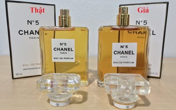 Nước hoa thật có nét chữ đậm hơn