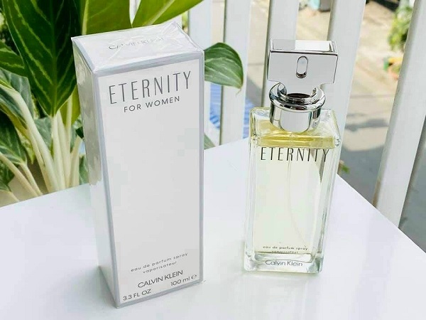  Eternity Calvin Klein - nước hoa cho phụ nữ trên 40 tuổi quý phái
