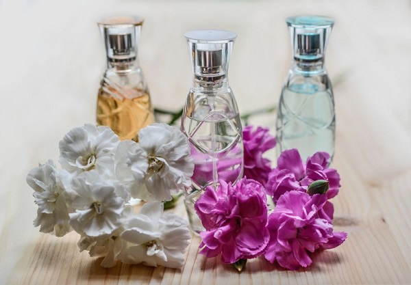 Nước hoa handmade: Nghệ thuật độc đáo trong làm đẹp