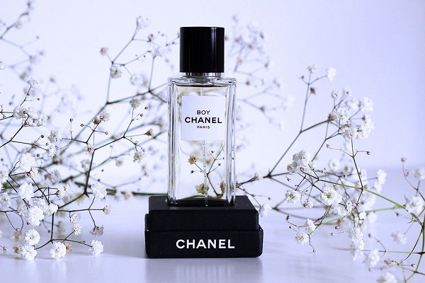 Dòng nước hoa này được lấy cảm hứng từ sự độc đáo và thời thượng