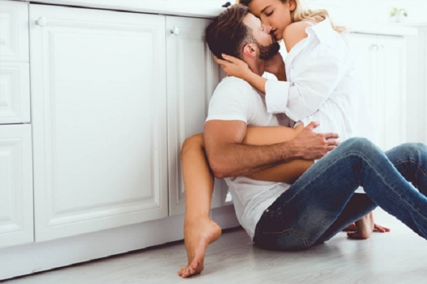 Nước hoa kích dục nam là gì?