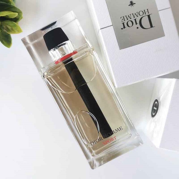 Dior Homme Sport với hương Citrus tươi mát, đầy năng lượng