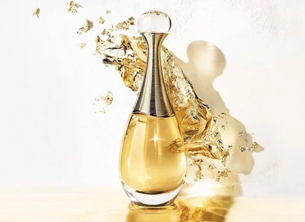 J’adore của Christian Dior