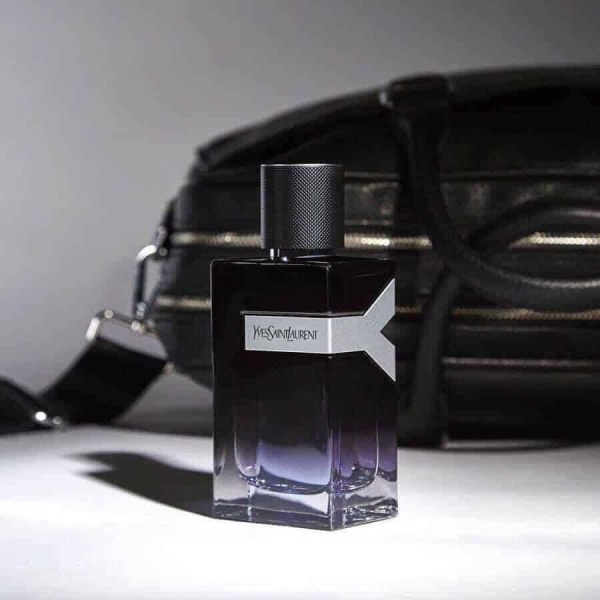 YSL Y Eau de Parfum mang đến một mùi hương nam phóng khoáng