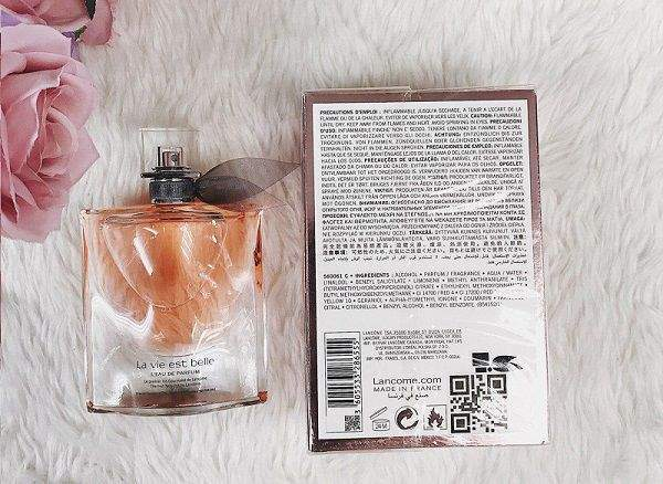 Cách check nước hoa chính hãng - Hãy bắt đầu bằng cách xem xét bao bì của sản phẩm