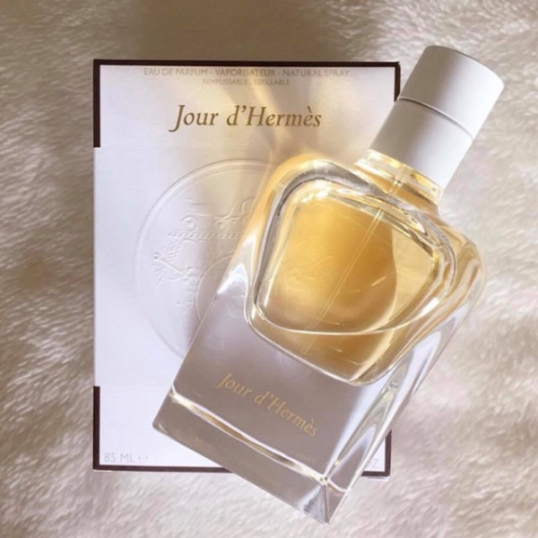 Jour d'Hermes Eau de Parfum mang đến một hương thơm phương hoa cỏ