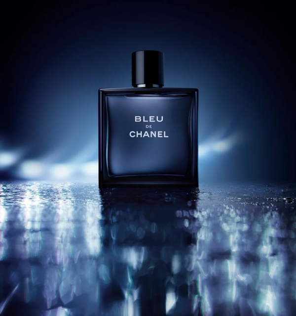Bleu de Chanel thích hợp để dùng hàng ngày, đặc biệt là đi làm hay những dịp tiệc tùng