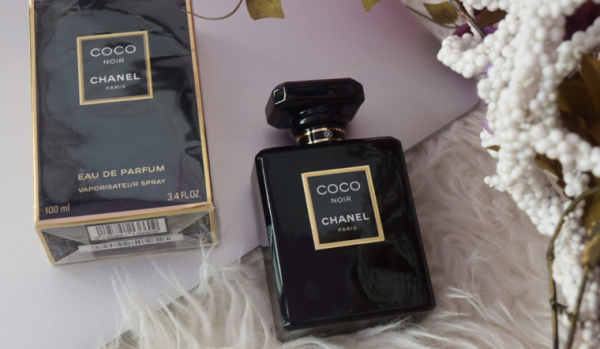 Nước hoa Chanel Coco Noir EDP là hình ảnh của sự quyến rũ đầy bí ẩn và độc đáo