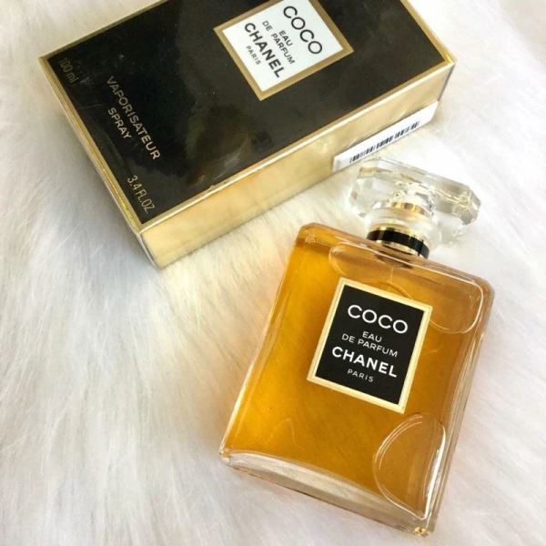 Nước hoa Coco Chanel Eau De Parfum là một biểu tượng của sự quyến rũ và sang trọng