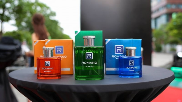 Cách sử dụng nước hoa Romano
