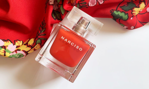 Nước hoa Narciso đỏ