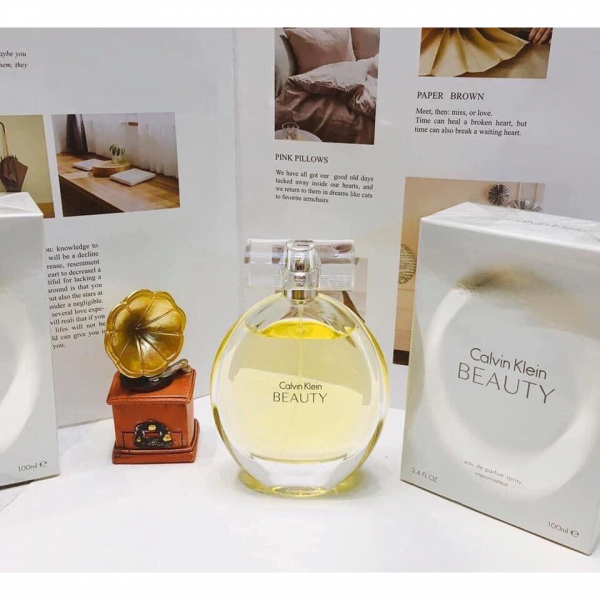 Eternity Calvin Klein - Nước hoa nữ tốt nhất cho phụ nữ trung niên